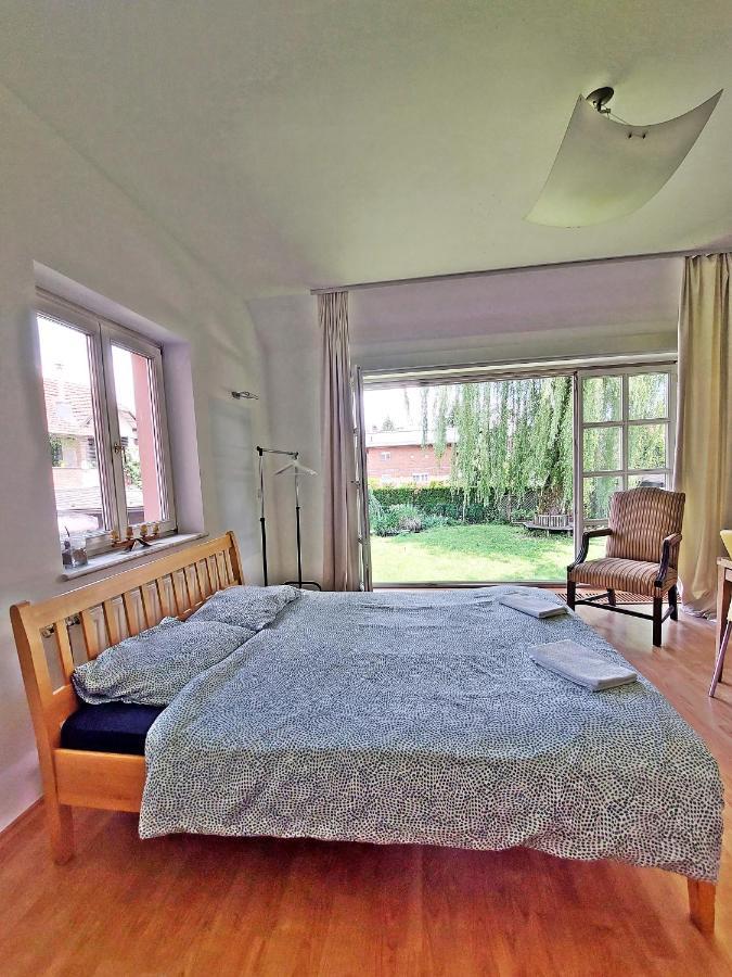 Готель R24, Rose House Любляна Екстер'єр фото